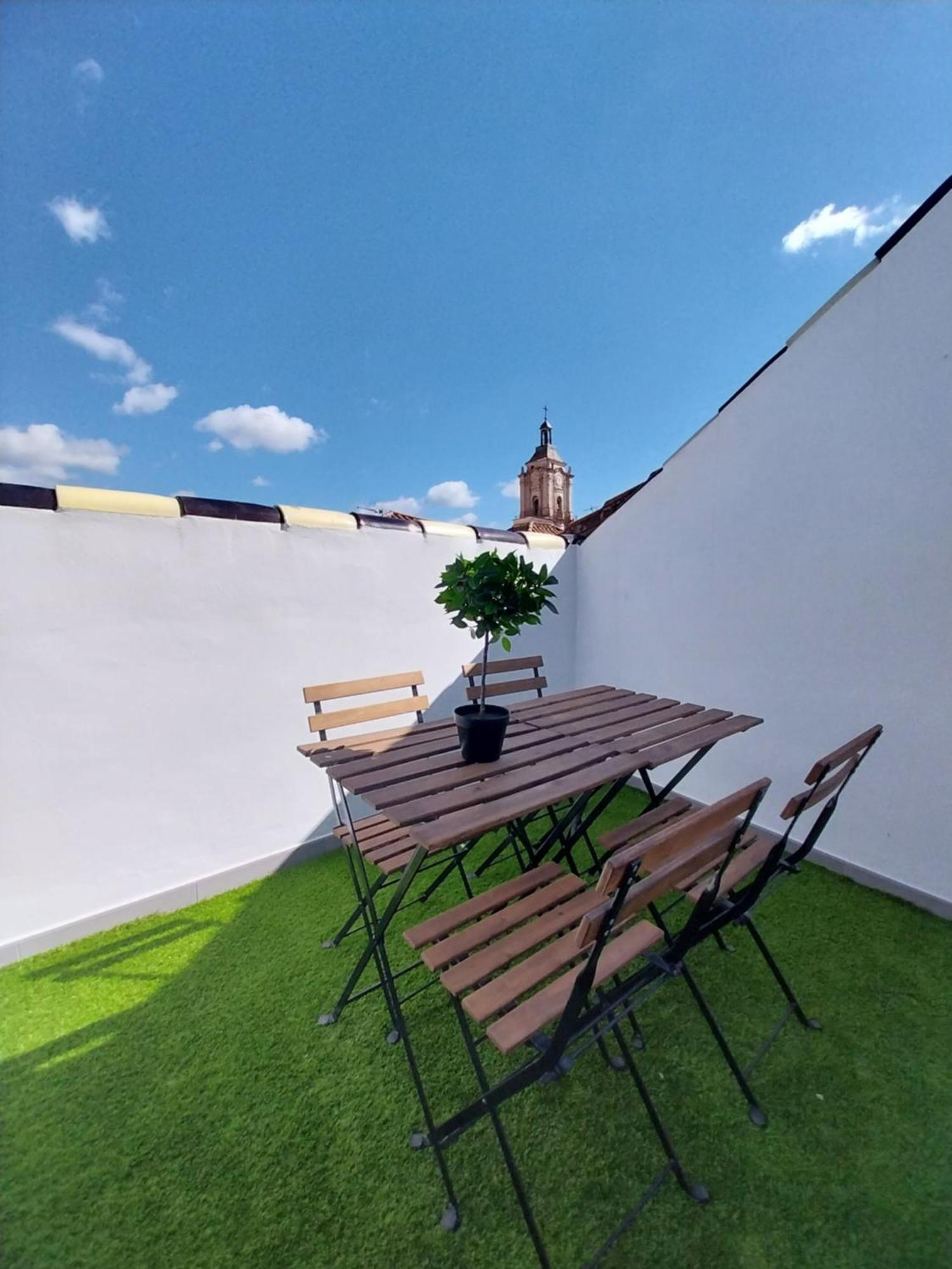 Apartamentos El Marques Málaga Værelse billede