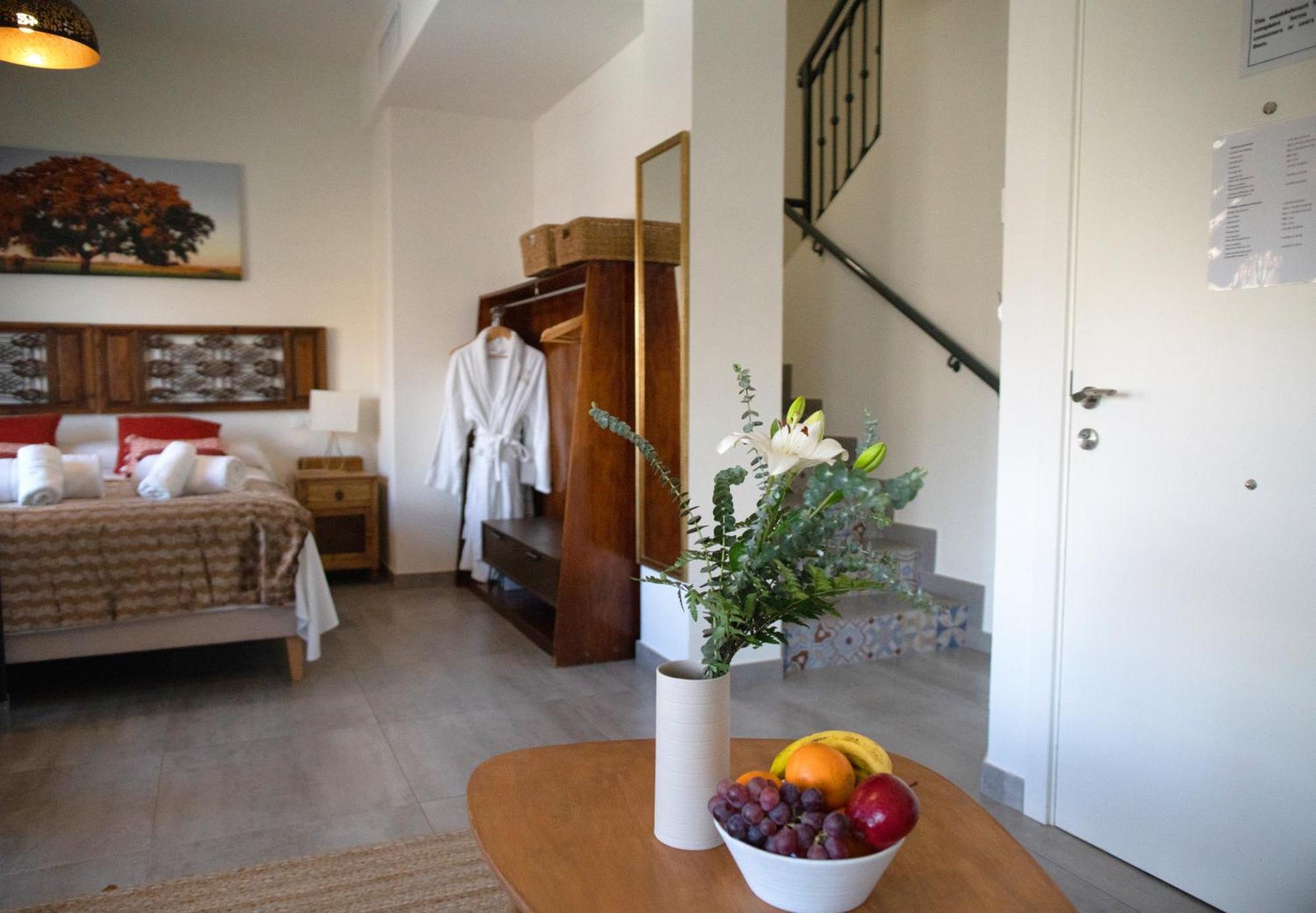 Apartamentos El Marques Málaga Eksteriør billede
